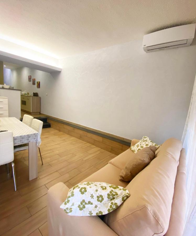 Naxos Beach Apartment 贾迪尼-纳克索斯 外观 照片
